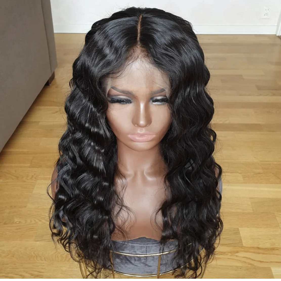 

Indian Hair Vendor Cuticle Aligned Hair Wigs 13*4 Lace Frontal Wig Loose Deep Wave For Black Women