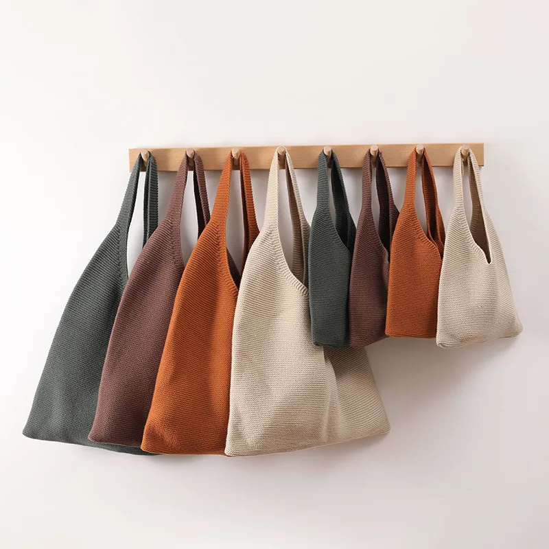 

New fashion fashion vest knitted handbag Korean ins style creative simple handbag, Pictures showed