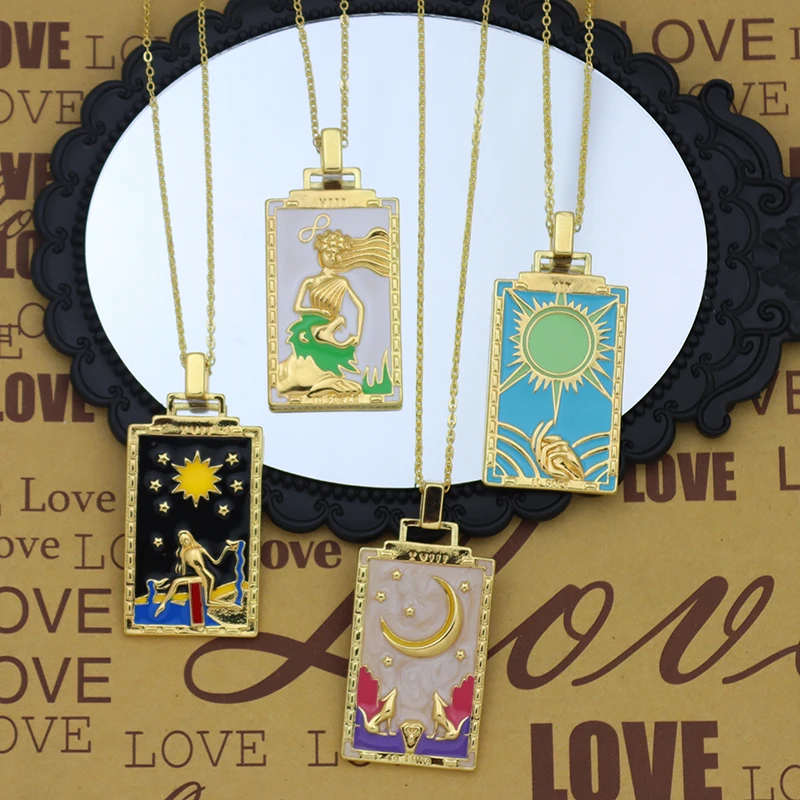 

18K Gold Tarot Card Necklace Stainless Steel Necklace Bijoux En Aci Inoxyd Astrology Tarot Necklace Bijoux Acier Inoxydable, Picture