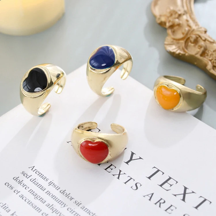 

European And American Fashion Retro Red Love Heart Ins Alloy Ring Opening Multicolor Texture Ring Men And Women Ring, Picture shows