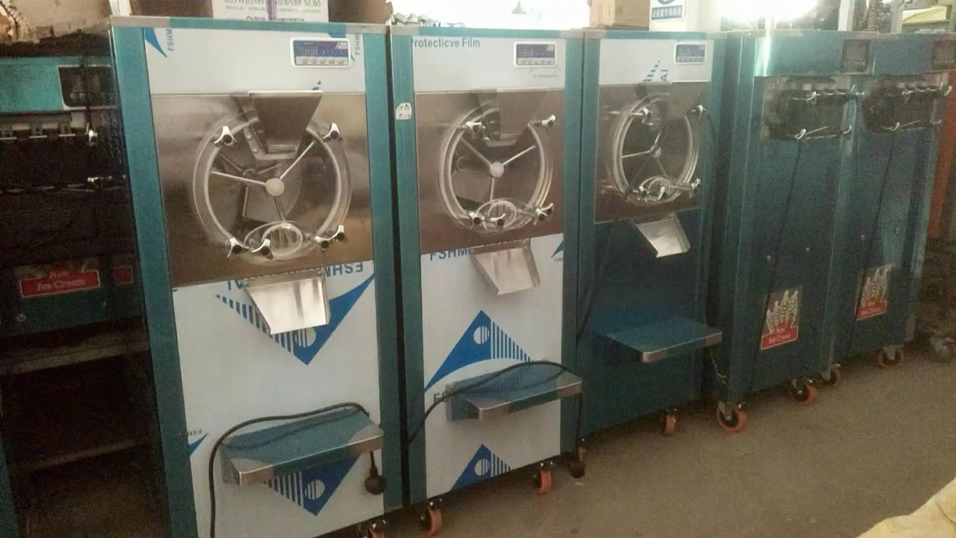 ice cream machine.jpg