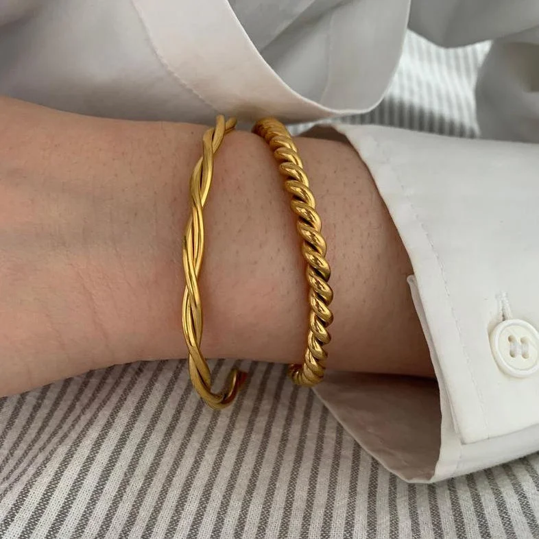

Wholesale Minimalist Fashion Jewelry Women Bangles Gold 18k Stainless Steel Twisted Bangle, Gold, rose gold, silver