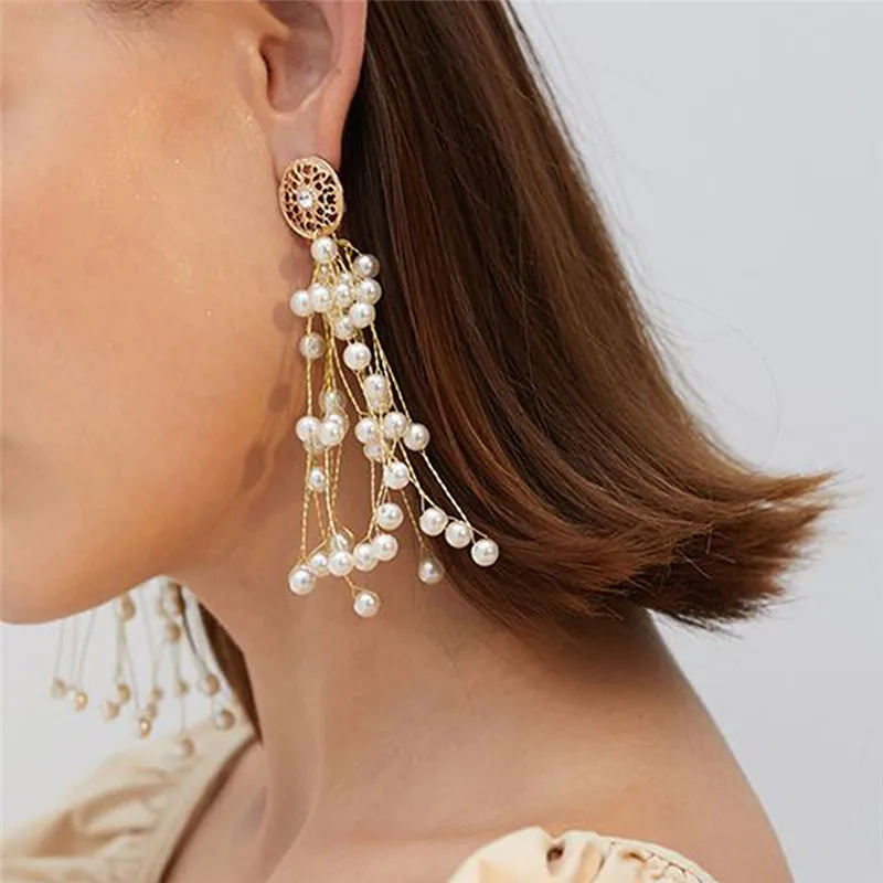 

Hongtong Hot Sale Customized Designed Pearl Elegant Handmade Metal Hoop Earring For Women Girls, Picture