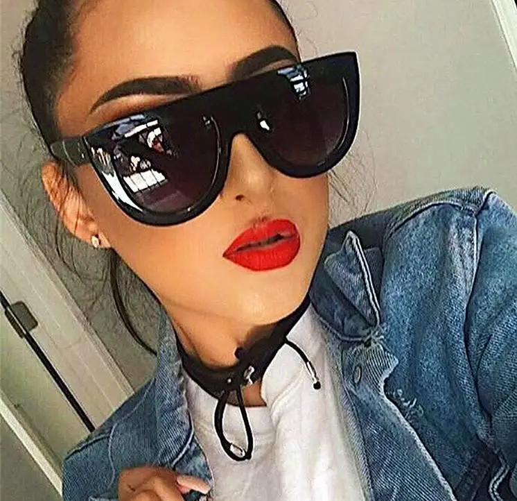 

2019 Custom Logo Luxury Summer Style Fashion Women Big Frame Cat Eye Sunglasses Shades Round Rivet Sunglasses, Colors