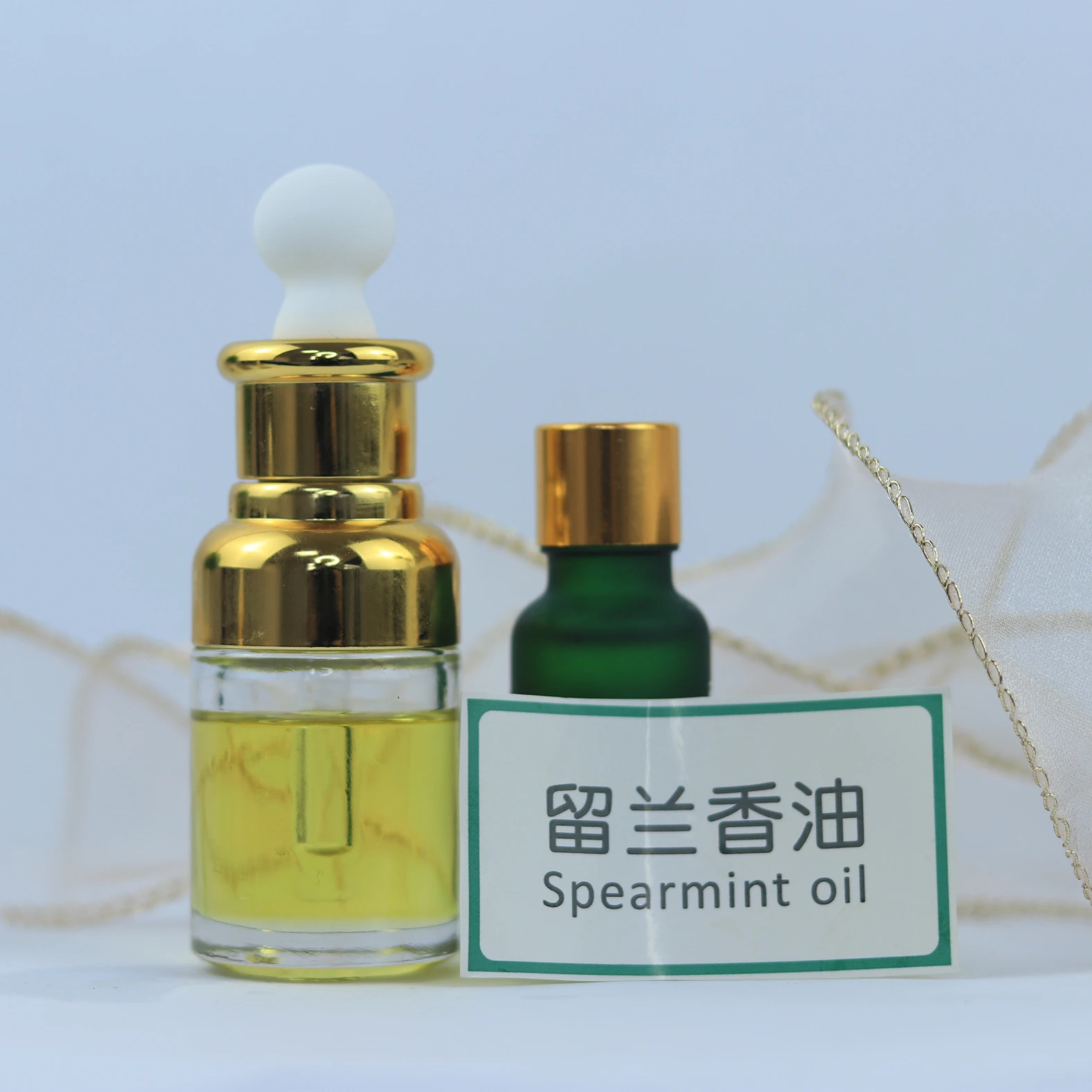 

100% Natural Pure Content 80% Spearmint Oil Green Peppermint Oil at bulk, Light yellow color