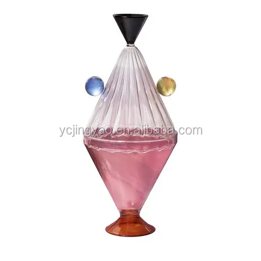 

Hand Blown Antique Different Tyres Glass Vase for Home Decorative Wedding, Clear