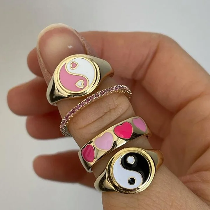 

2021 Summer Jewelry Trendy Stainless Steel Signet Rings Yin Yang Ring Pink Colourful Chunky Rings