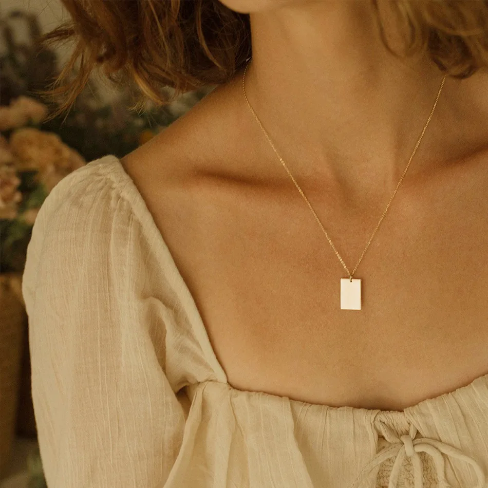 

Simple Gold Plated Square Necklace Solid Color Stainless Steel Square Pendant Necklace for Women