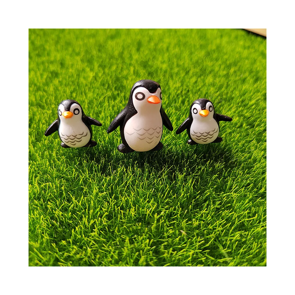 

100Pcs/Lot Mini Penguin Figurines Resin Winter Penguins Miniatures For Fairy Garden Landscape Christmas Holiday Party Decor