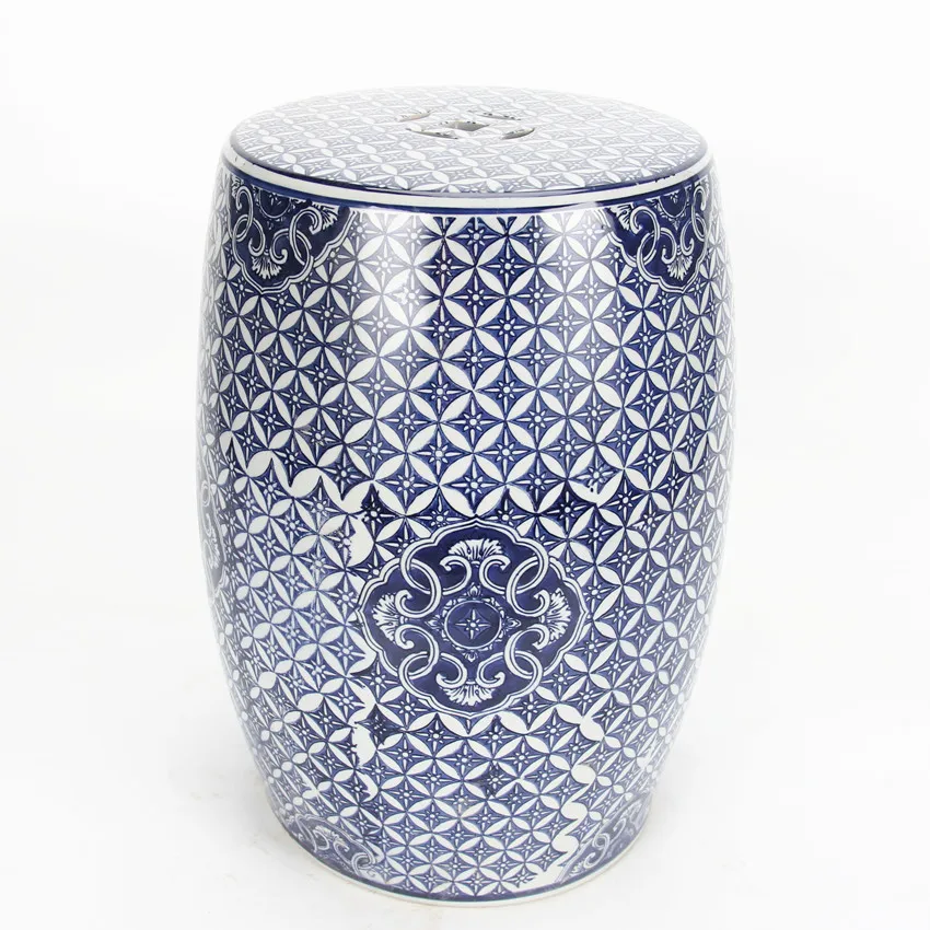 旧时尚清朝蓝色和白色花园凳陶瓷鼓凳