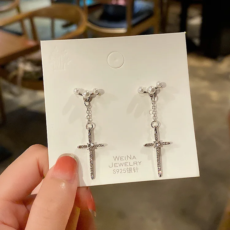 

2021 trendy jewelry crystal drop cross earrings women