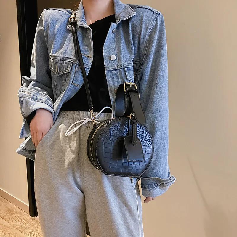 

Wholesale fashion circular crocodile stripe crossbody bag ladies handbags