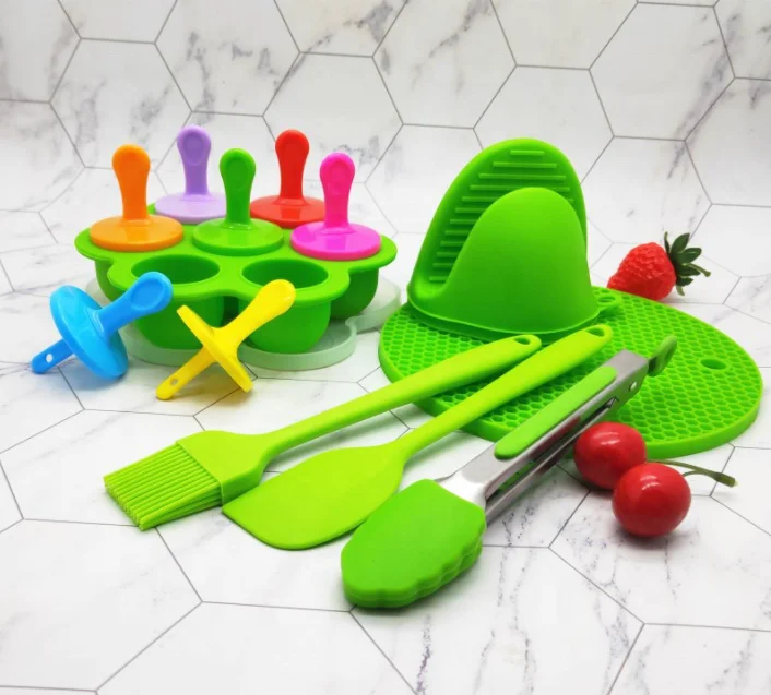 

LOVE'N Amazon Top Seller 2021 DIY Creative Silicone Gel 7 Holes Baking Tools Mold Set Ice Cream Mold Set With Recipe LV495I