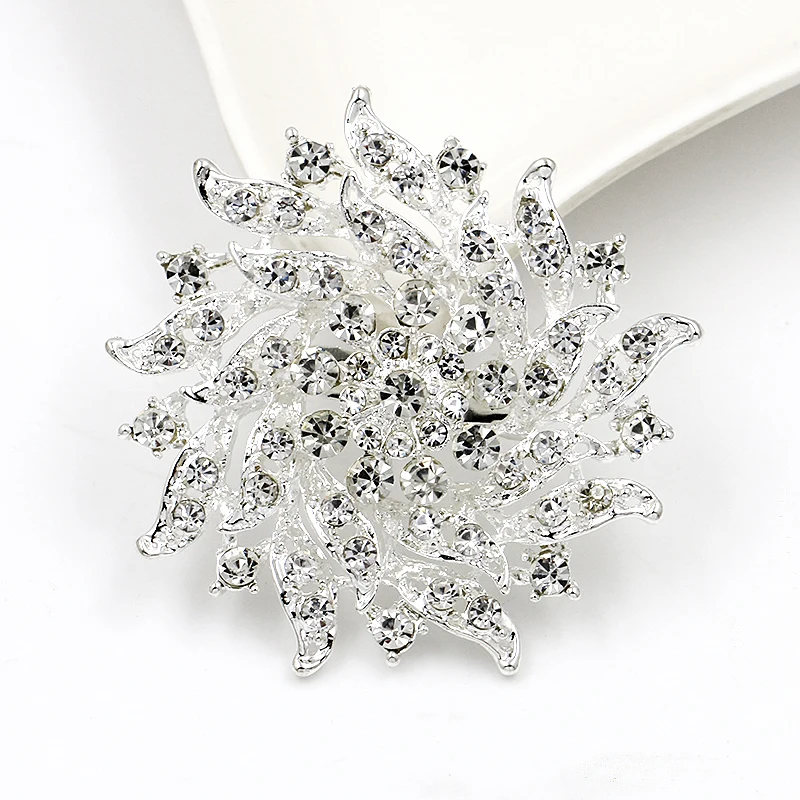 

Wholesales Custom Metal Silver Jewelry Broches Flower Pin brooches Crystal Rhinestone Brooch For Clothing Decoration, Picture shows