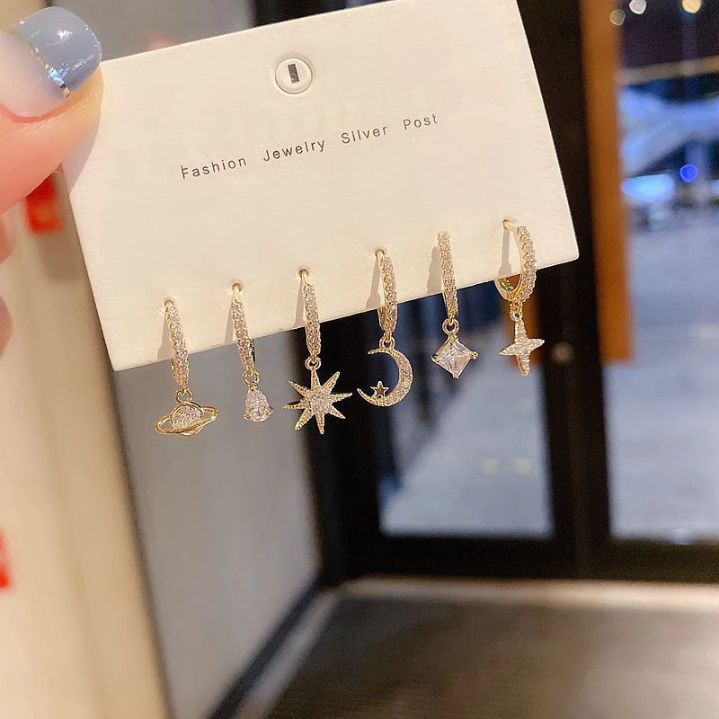 

ENSHIR 2021 Korean Fashionable Women Jewelry Moon Star Zircon Huggie Hoop Earring Set, Picture shows