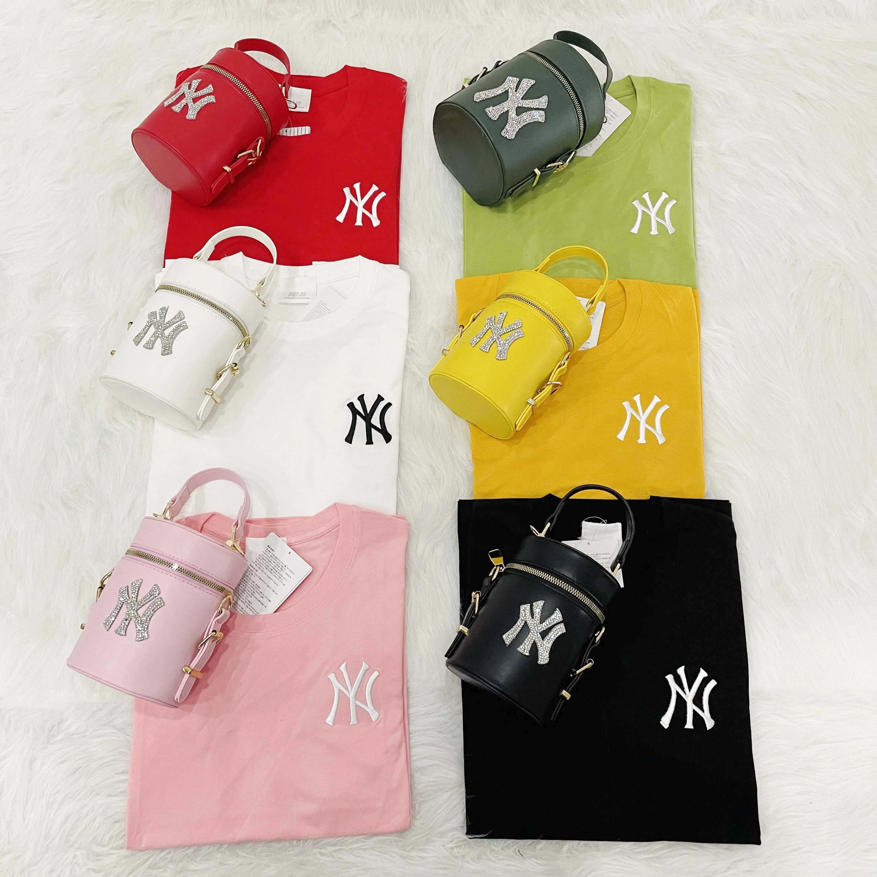 

Wholesale nyc purse handbags set women's plus size t-shirts branded ny t shirts set for women
