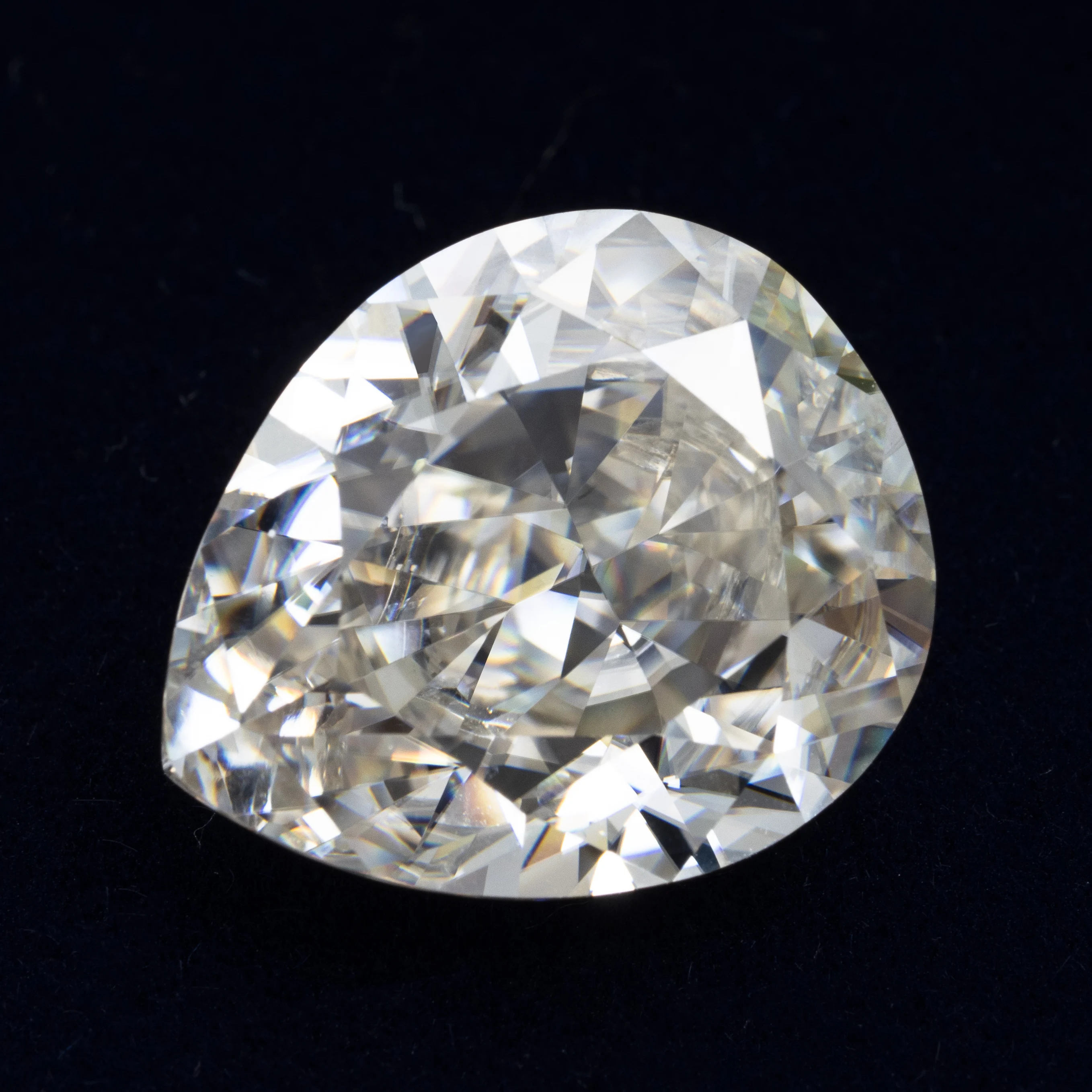 

wholesale price 10x7mm Crushed Ice Cut 2 carat Clear White custom antique pear cut moissanite