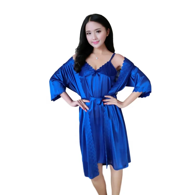 

Embroidered V-neck Short Sleeve Robe Nightdress Sleepwear Set For Women
