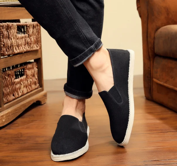 

2020 China traditional Old Beijing cloth slip on men loafers casual canvas man shoes casual men shoes, Black