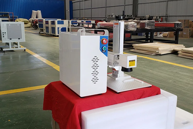 Mini 20W Fiber Laser Marking Machine For Metal Plastic Economical Price