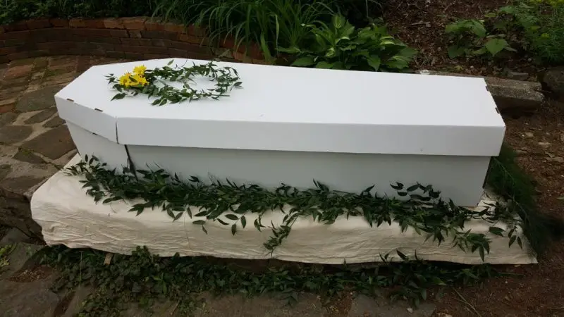 coffin.jpg