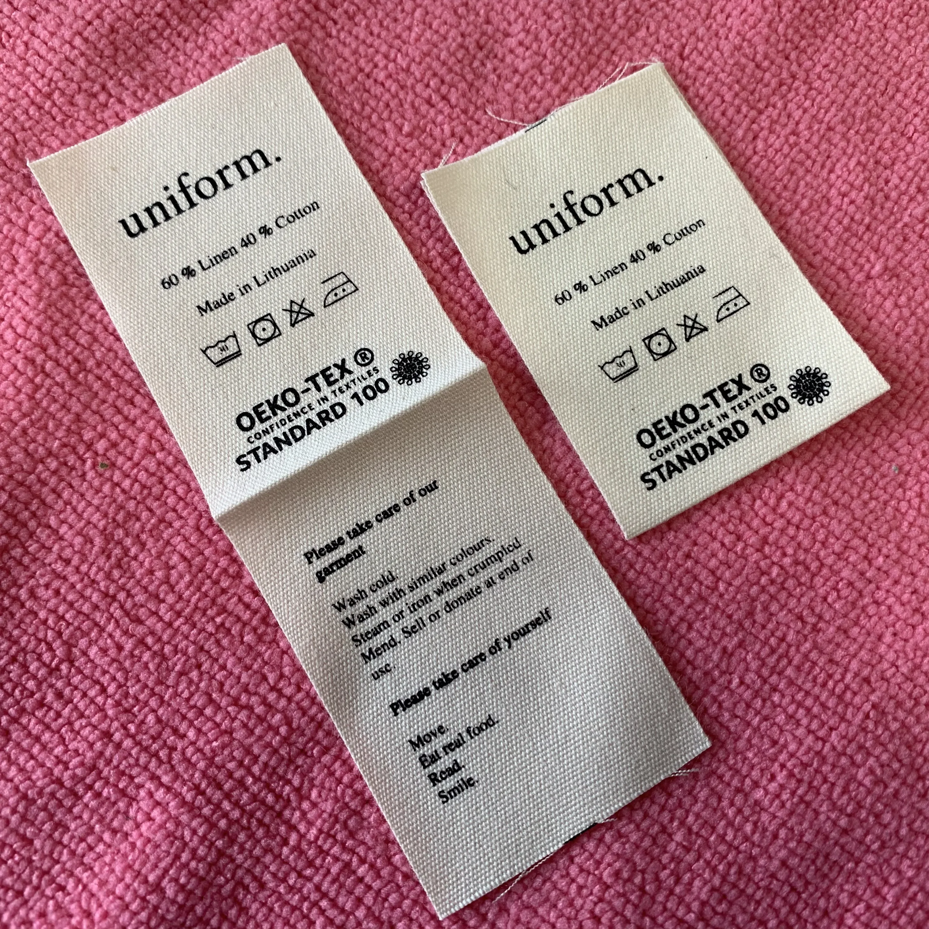 Middle Fold Matte Surface Beige Color Cotton Fabric Labelsilk Screen Printing Fabric Ingredient Cotton Inside Tags