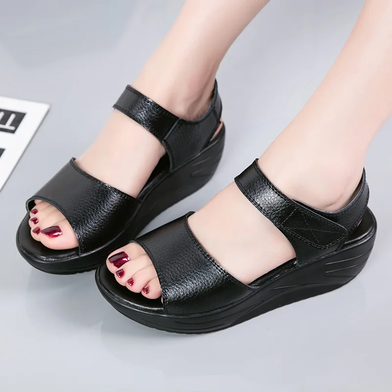 

Women's Shoes Open Toe Sandals Female Fish Mouth Mid-heel Sandals Outside Slippers, Shown