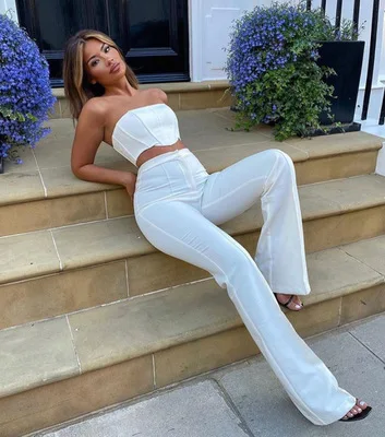 

Explosive Fashion Navel Tube Top Top Pants Flared Pants Two-piece Set