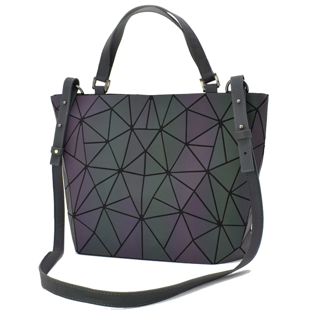 

2021 New Geometric Rhombic Bucket Bag Luminous Single Shoulder Bag Female Wild Magic Diagonal Handbag
