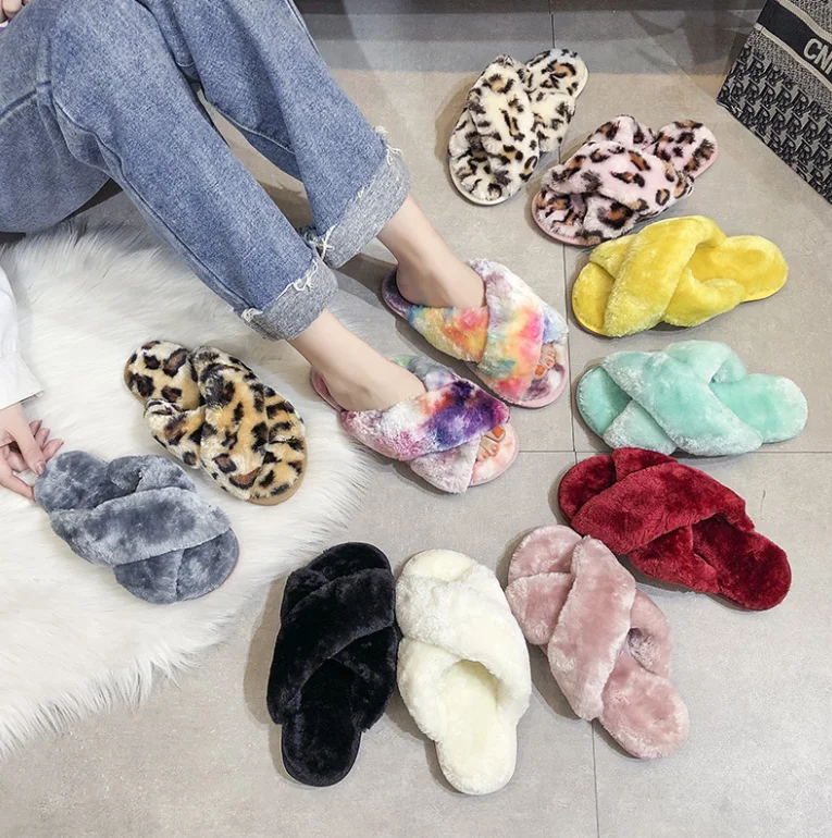 

Amazon hot sale large size non-slip comfortable warm slippers cross soft plush fleece fluffy home slippers, Optional