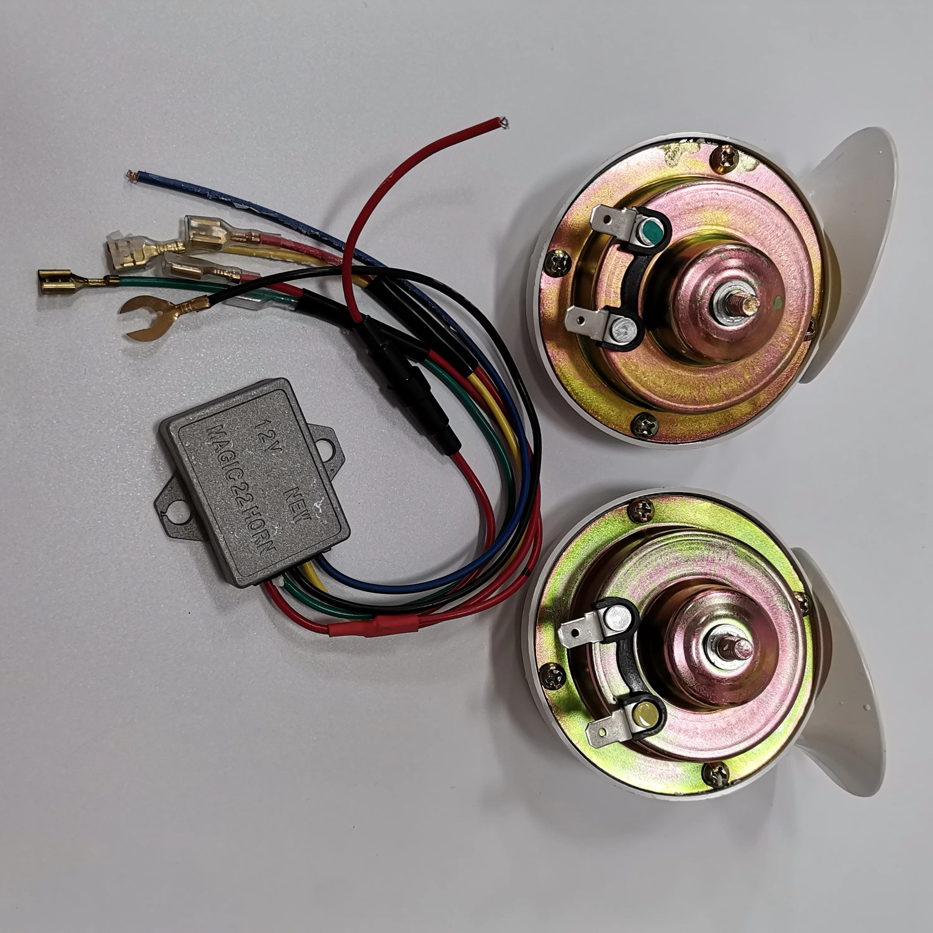 高强力防水12v大声115db多音空气蜗牛数字电喇叭mocc r型魔法18声音