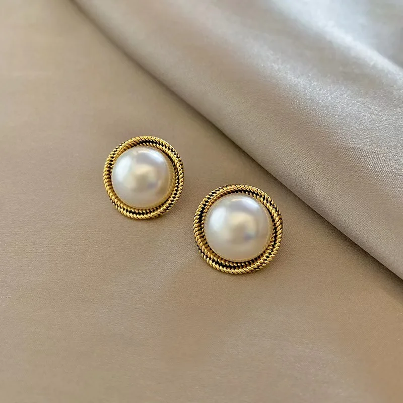 

2022 Wholesale Fashion Earrings Gold Plated Pearl Stud Diamond Earring For Girls Jewelry