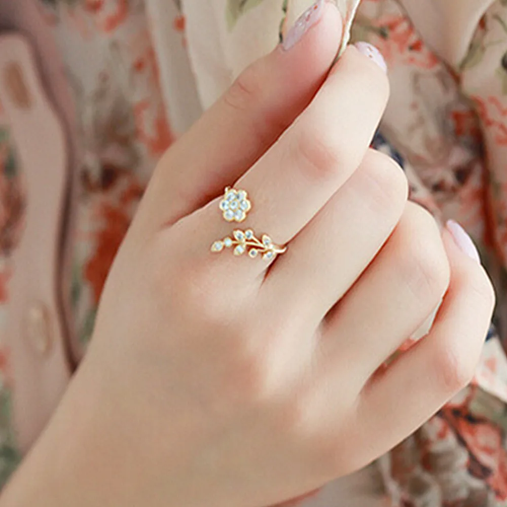 

Punk 2020 Fashion Ring Twisted Crystal Leaves Wishful Flowers Opening Lady Ring, Gold