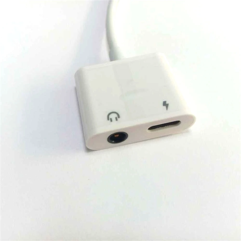 

Factory Price 2 in 1 Multifunctional Light ning Cable Adapter for iPhone Charging and Headphone Connection