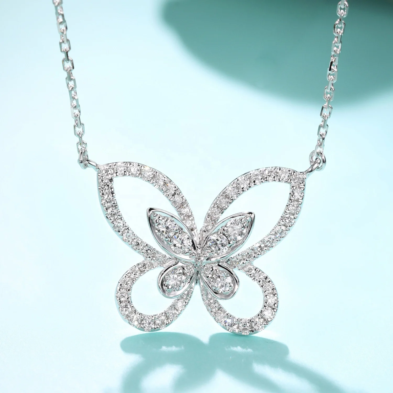 

Fashion Shiny Cubic Zircon Butterfly Cute Female Pendant Necklace Wedding Party Gift Jewelry