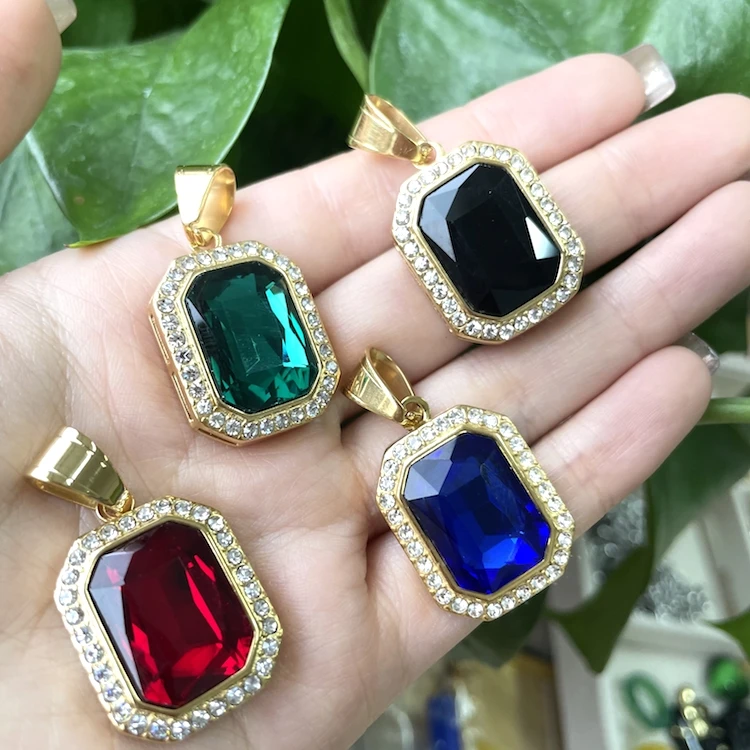 

Wholesale Vintage Necklace Square Crystal Necklaces Rhinestone Geometric Stainless Steel Pendant Necklace For Women