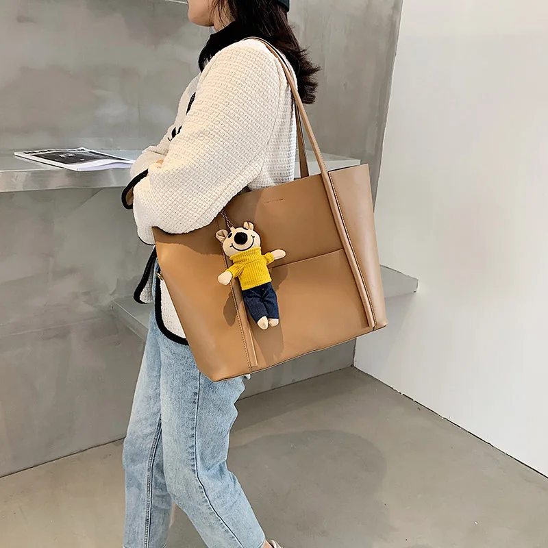 

Wholesale And Customized 2022 Fashion One-Shoulder Handbag Pocket Women Pu Ladies Handbag, As show or custom you like color