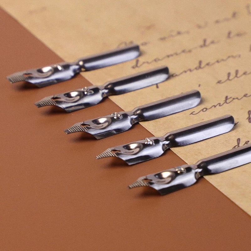 

Calligraphy pen set, fountain pen dipped in ink to write, feel free to match the nibs of the calligraphy pen set., Silver,gold,rose gold
