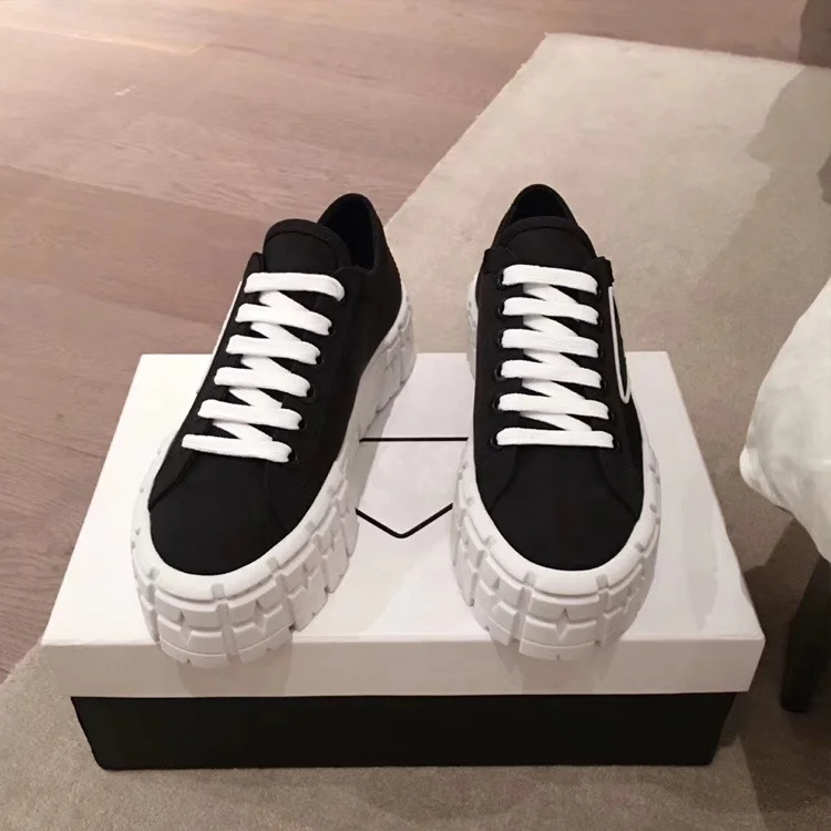 

2021 New Flat Platform Casual Chunky Black Parada Shoes, Customerized