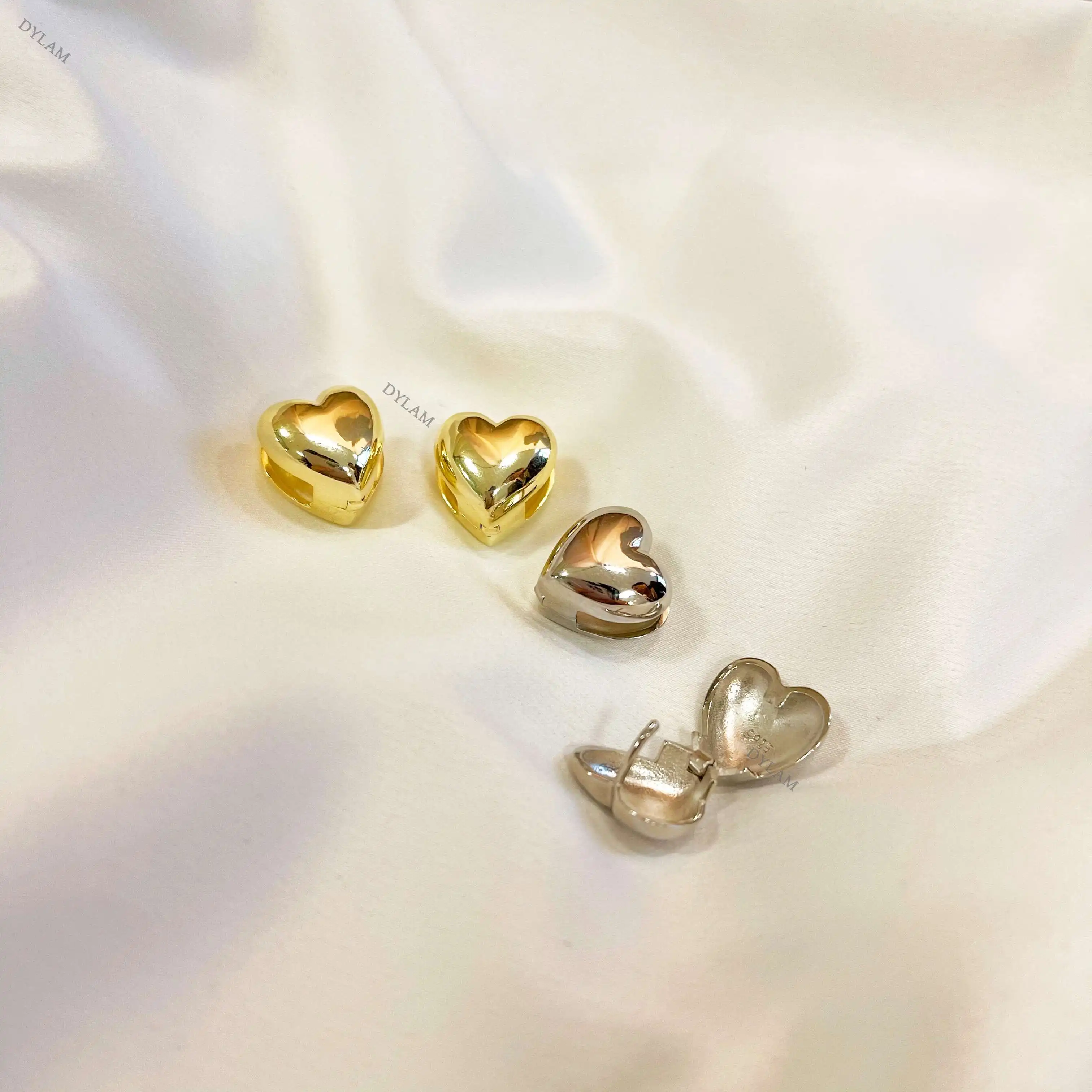 

Dylam Fashion Valentine Day Gift Stylish Chunky Statement S925 Stud 18K Gold Jewelry Plain Heart Trendy Silver Earrings