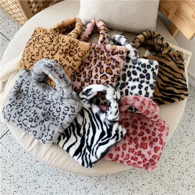 

2020 new fashion lady handbags with Leopard plush Winter fur handbags tote bag