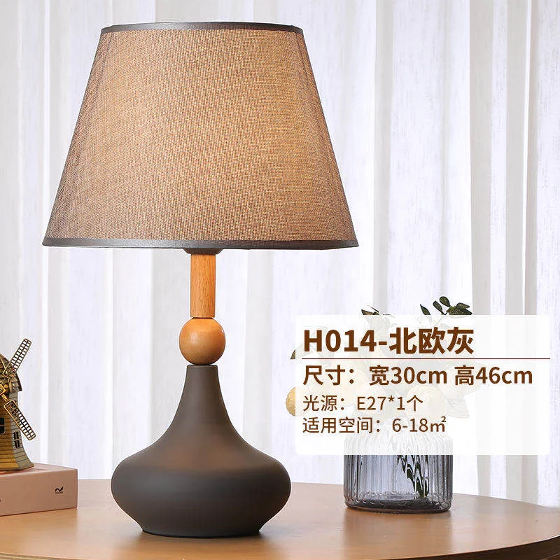 

Modern Fashion Crystal Table Lamp For Hotel Home Decoration