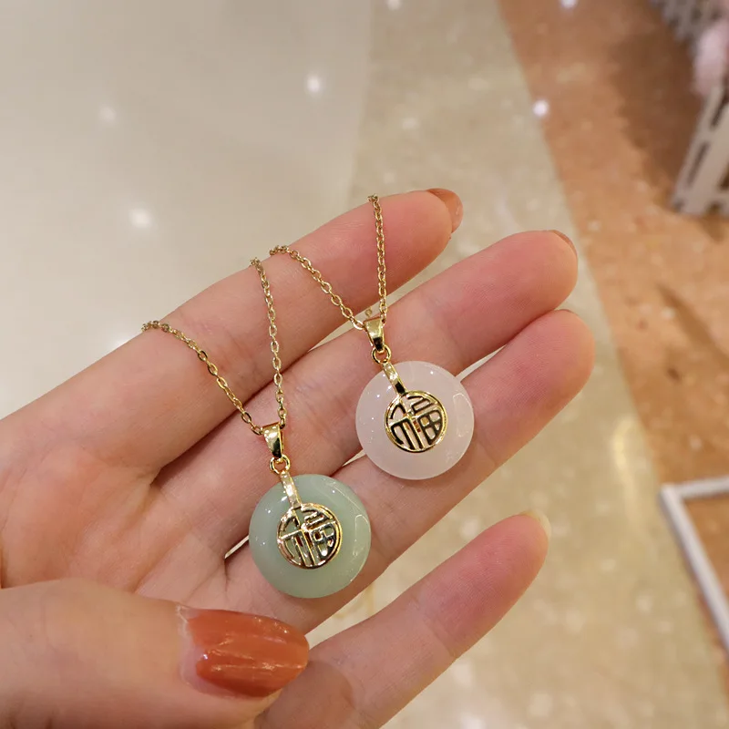 

Delicate Chinese Fu Character Donut Fortune Aesthetic Circle Coin Choker Good Luck Green Natural Jadeite Jade Pendant Necklace