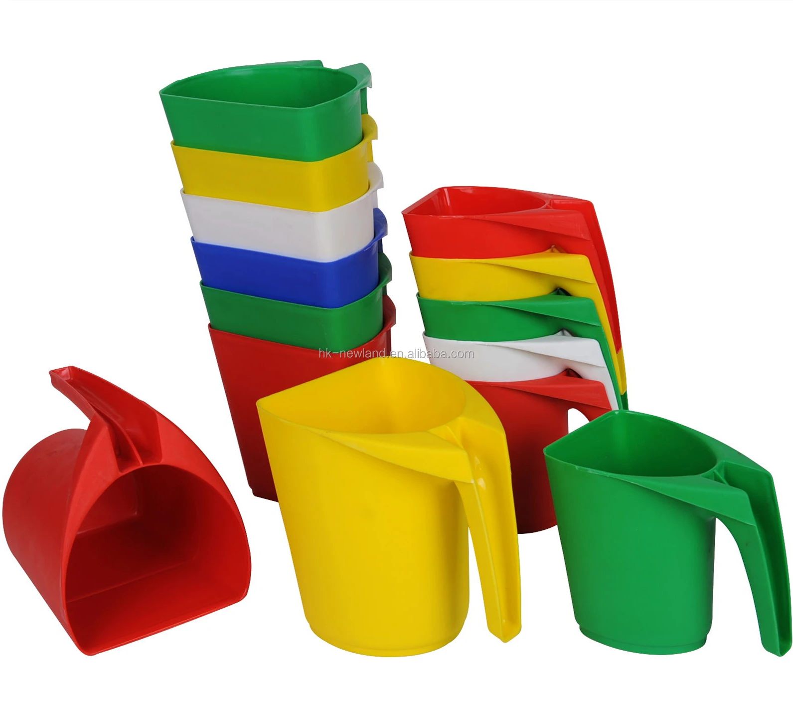 Plastic Feeder Scoop For Horse Cattle Livestock Pet Food Dog Scoop