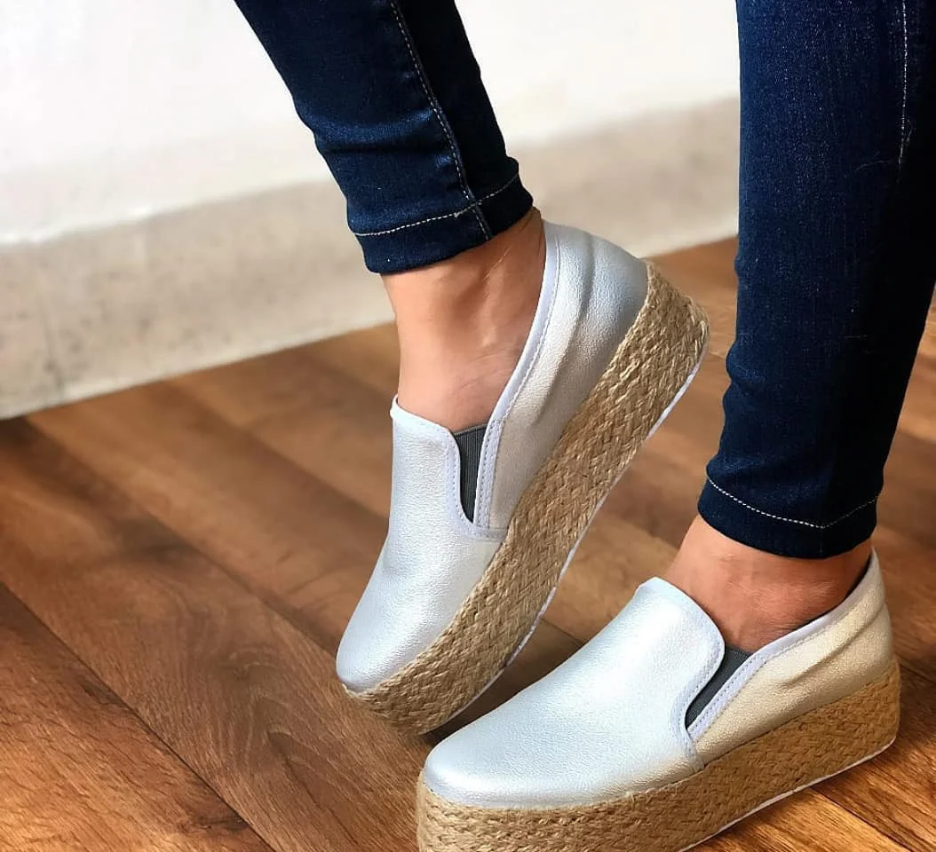 Zapatos Informales De Plataforma Para Mujer,Mocasines De Ocio De Tejido De Paja,De Color Sólido Romano,Talla Grande - Buy Straw Weave Leisure Loafers,Solid Product on Alibaba.com