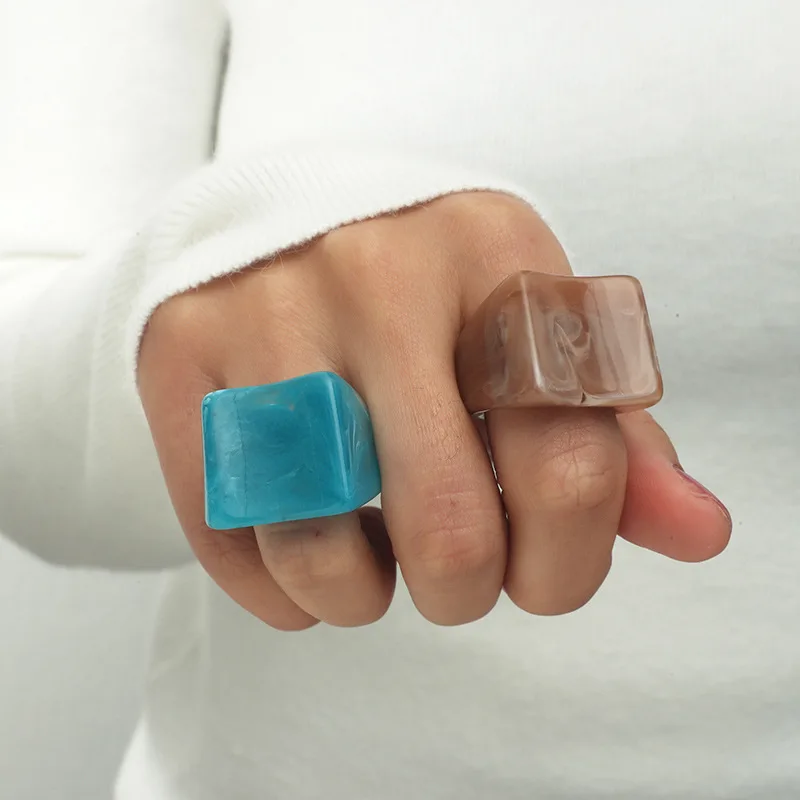 

Ins Personality 2 Pcs Set Geometric Square Acrylic Knuckle Rings Set Retro Concave Resin Rings Set For Women