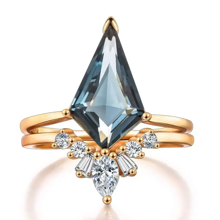 

Wholesale Fashion Style Double Rings Triangle Blue Crystal Rings For Women Man