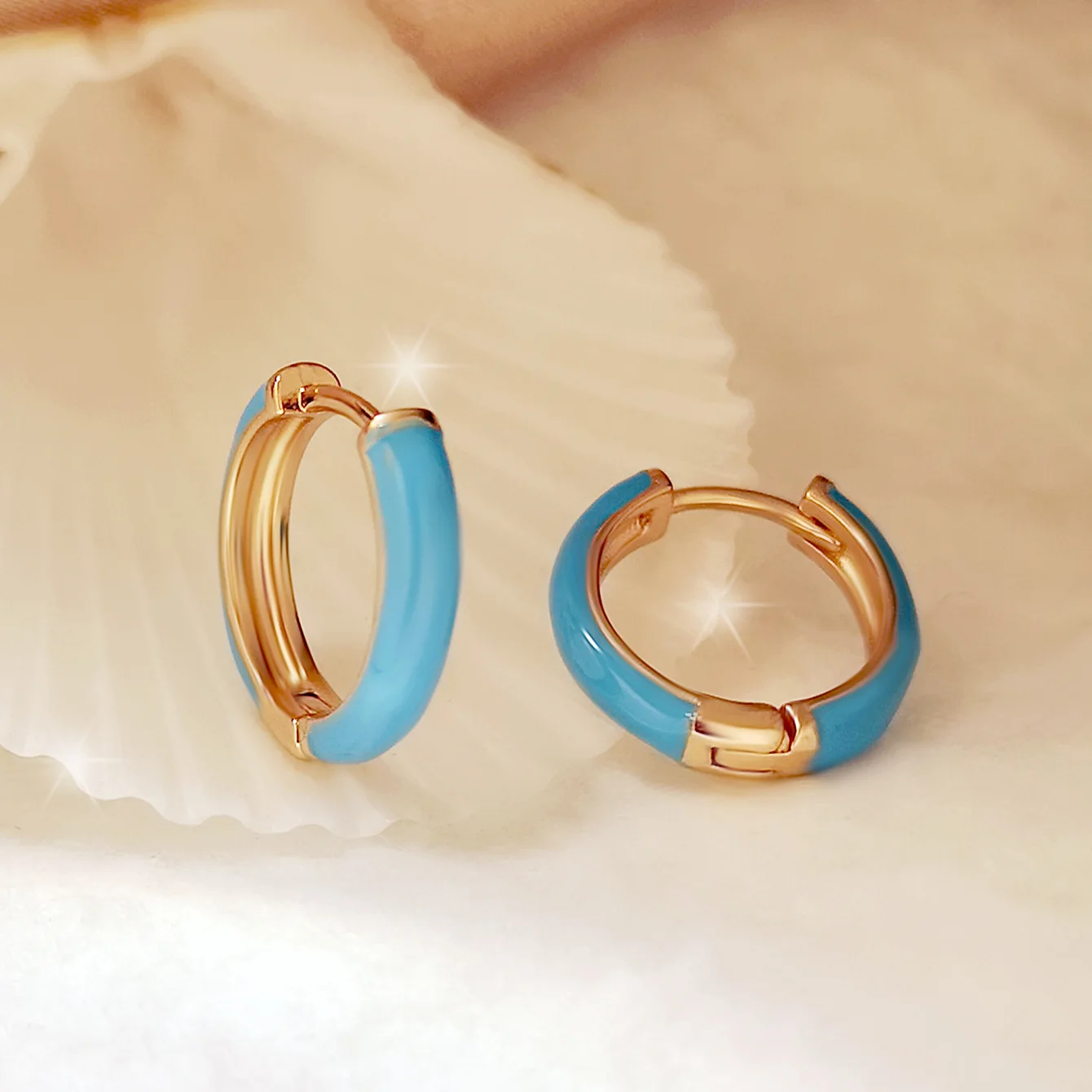 

Simple 14K Gold Plated Small Hoop Earring Ocean Blue Enamel Hoop Earring For Women Men