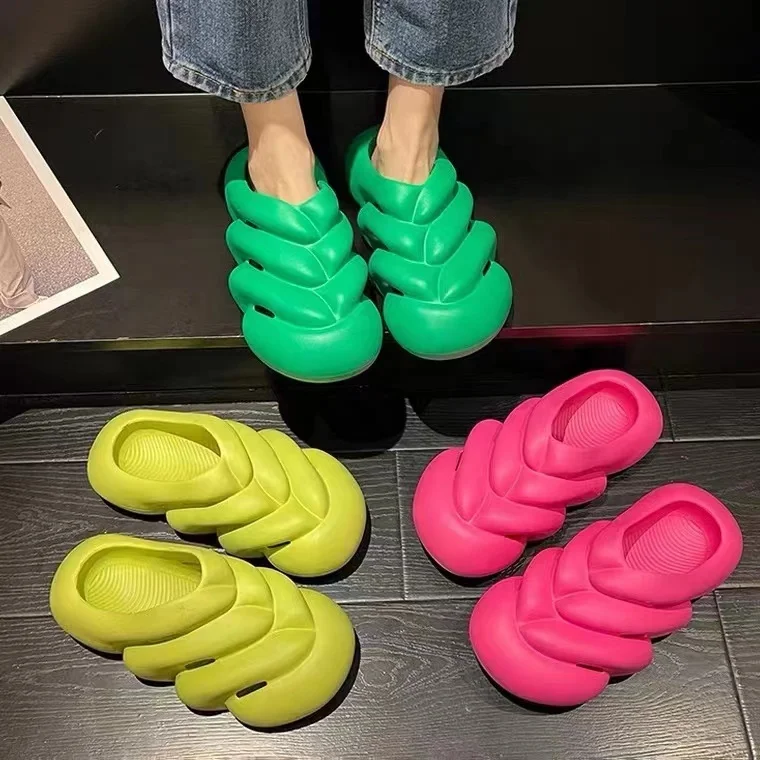 

Pink Bubble Shoes 2022 Unisex Fashion Outdoor EVA Clogs Women Sandals Home Lychee Bubble Skeleton Slides Slippers, 8 colors