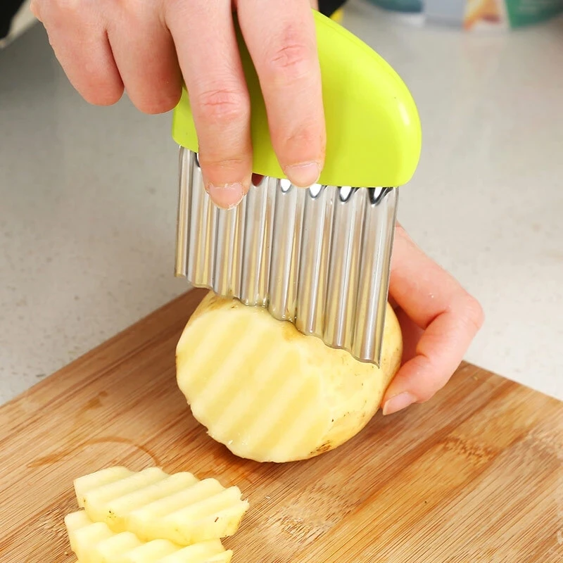

Stainless Steel Potato Chip Slicer Wrinkled French Fries Salad Corrugated Cutting Chopped Potato Slices Knife Convenient Gadget